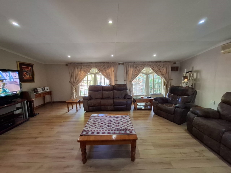 4 Bedroom Property for Sale in Protea Park North West